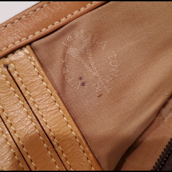 LA TOUR EIFFEL Triangle Sling Crossbody Bag - Picture 6 of 10